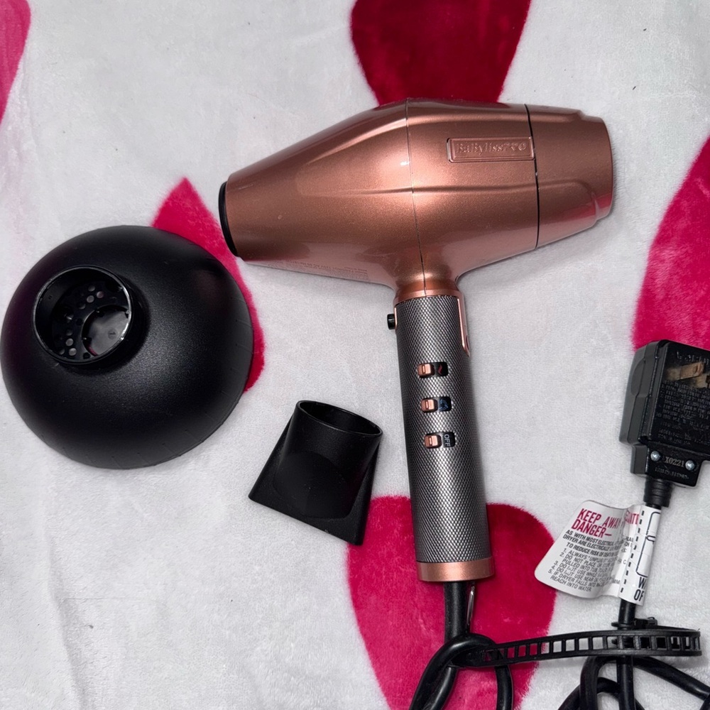 BaByliss®PRO Rose Gold FX Hair Dryer 1875 Watt PLUS attachments! EUC